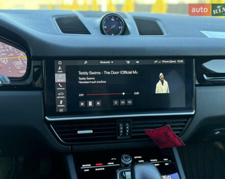 Зелений Порше Cayenne, об'ємом двигуна 3 л та пробігом 83 тис. км за 47700 $, фото 20 на Automoto.ua