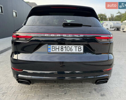 Зелений Порше Cayenne, об'ємом двигуна 3 л та пробігом 83 тис. км за 47700 $, фото 4 на Automoto.ua