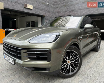 Зеленый Порше Каен, объемом двигателя 3 л и пробегом 8 тыс. км за 159000 $, фото 1 на Automoto.ua