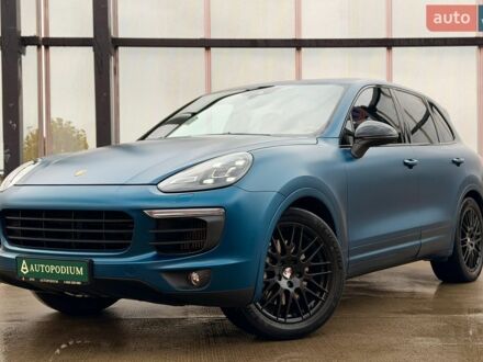 Зелений Порше Cayenne, об'ємом двигуна 4.13 л та пробігом 200 тис. км за 36000 $, фото 1 на Automoto.ua
