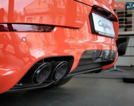 Помаранчевий Порше Cayenne, об'ємом двигуна 4 л та пробігом 45 тис. км за 150000 $, фото 6 на Automoto.ua