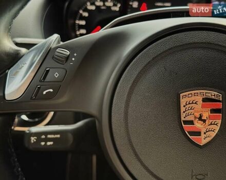 Черный Порше Кайман, объемом двигателя 2.69 л и пробегом 72 тыс. км за 37777 $, фото 42 на Automoto.ua