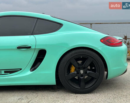 Черный Порше Кайман, объемом двигателя 2.69 л и пробегом 70 тыс. км за 37900 $, фото 6 на Automoto.ua