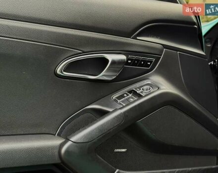 Черный Порше Кайман, объемом двигателя 2.69 л и пробегом 72 тыс. км за 37777 $, фото 26 на Automoto.ua