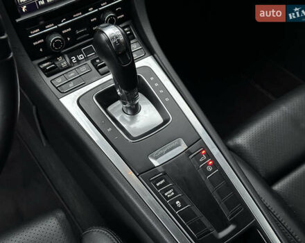 Черный Порше Кайман, объемом двигателя 2.69 л и пробегом 70 тыс. км за 37900 $, фото 16 на Automoto.ua