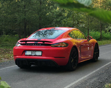 Порше Кайман 2017 в Луцке на Automoto.ua Красный Порше Кайман, объемом двигателя 2 л и пробегом 80 тыс. км за 57500 $, фото 4 на Automoto.ua