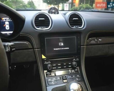 Жовтий Порше Cayman, об'ємом двигуна 4 л та пробігом 15 тис. км за 41000 $, фото 6 на Automoto.ua