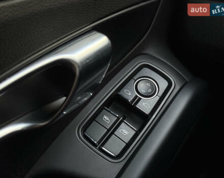 Порше Кайман 2019 в Киеве на Automoto.ua Серый Порше Кайман, объемом двигателя 1.99 л и пробегом 66 тыс. км за 55000 $, фото 31 на Automoto.ua