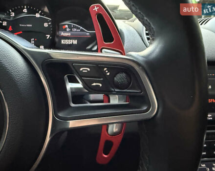 Порше Кайман 2019 в Киеве на Automoto.ua Серый Порше Кайман, объемом двигателя 1.99 л и пробегом 66 тыс. км за 55000 $, фото 26 на Automoto.ua