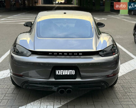Порше Кайман 2019 в Киеве на Automoto.ua Серый Порше Кайман, объемом двигателя 1.99 л и пробегом 66 тыс. км за 55000 $, фото 13 на Automoto.ua