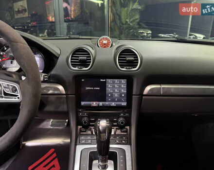 Серый Порше Кайман, объемом двигателя 2.5 л и пробегом 32 тыс. км за 66000 $, фото 21 на Automoto.ua