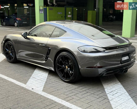 Порше Кайман 2019 в Киеве на Automoto.ua Серый Порше Кайман, объемом двигателя 1.99 л и пробегом 66 тыс. км за 55000 $, фото 7 на Automoto.ua