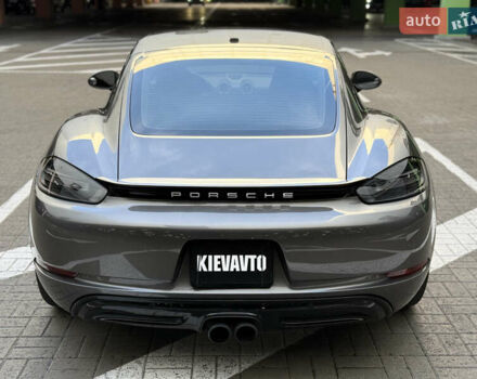 Порше Кайман 2019 в Киеве на Automoto.ua Серый Порше Кайман, объемом двигателя 1.99 л и пробегом 66 тыс. км за 55000 $, фото 6 на Automoto.ua