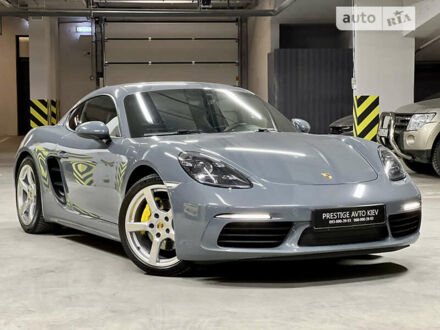 Порше Cayman 2018 у Києві на Automoto.ua Сірий Порше Cayman, об'ємом двигуна 2 л та пробігом 39 тис. км за 64800 $, фото 1 на Automoto.ua