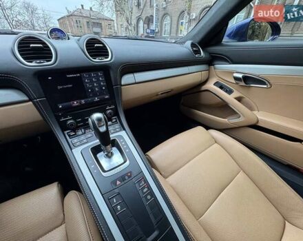 Синій Порше Cayman, об'ємом двигуна 4 л та пробігом 45 тис. км за 95000 $, фото 16 на Automoto.ua