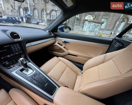 Синій Порше Cayman, об'ємом двигуна 4 л та пробігом 45 тис. км за 95000 $, фото 18 на Automoto.ua