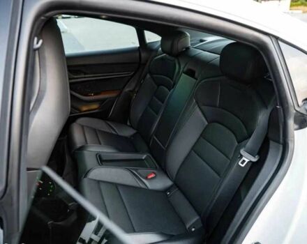 Белый Порше Другая, объемом двигателя 0 л и пробегом 43 тыс. км за 39000 $, фото 9 на Automoto.ua