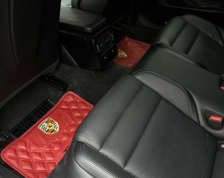 Черный Порше Другая, объемом двигателя 0 л и пробегом 85 тыс. км за 65000 $, фото 13 на Automoto.ua