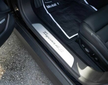 Черный Порше Другая, объемом двигателя 0 л и пробегом 28 тыс. км за 40500 $, фото 13 на Automoto.ua