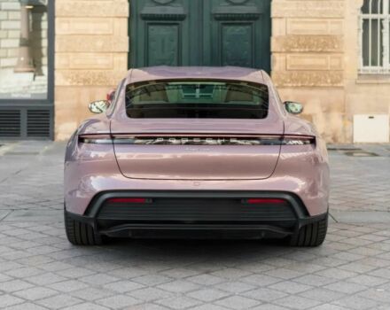 Красный Порше Другая, объемом двигателя 0 л и пробегом 19 тыс. км за 53200 $, фото 5 на Automoto.ua