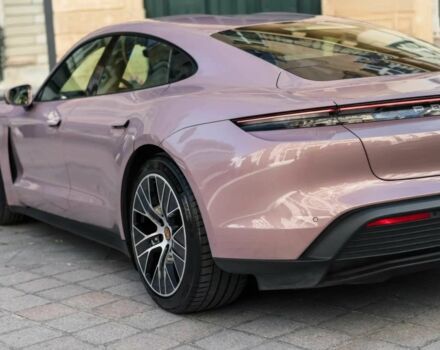 Красный Порше Другая, объемом двигателя 0 л и пробегом 19 тыс. км за 53200 $, фото 4 на Automoto.ua