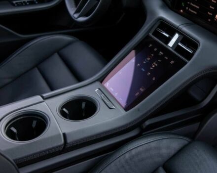 Серый Порше Другая, объемом двигателя 0 л и пробегом 10 тыс. км за 45000 $, фото 12 на Automoto.ua