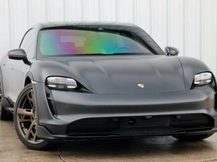 Порше Інша 2022 у Полтаві на Automoto.ua Сірий Порше Інша, об'ємом двигуна 0 л та пробігом 28 тис. км за 53200 $, фото 1 на Automoto.ua