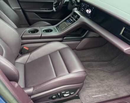 Синий Порше Другая, объемом двигателя 0 л и пробегом 18 тыс. км за 83000 $, фото 7 на Automoto.ua