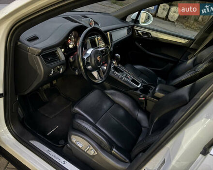 Белый Порше Масан, объемом двигателя 3 л и пробегом 110 тыс. км за 22500 $, фото 21 на Automoto.ua