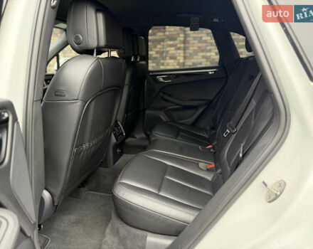 Білий Порше Масан, об'ємом двигуна 3 л та пробігом 141 тис. км за 21500 $, фото 24 на Automoto.ua