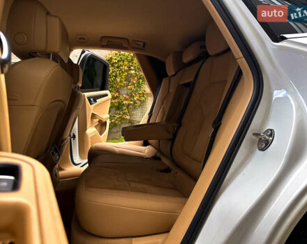 Белый Порше Масан, объемом двигателя 3 л и пробегом 260 тыс. км за 21999 $, фото 9 на Automoto.ua