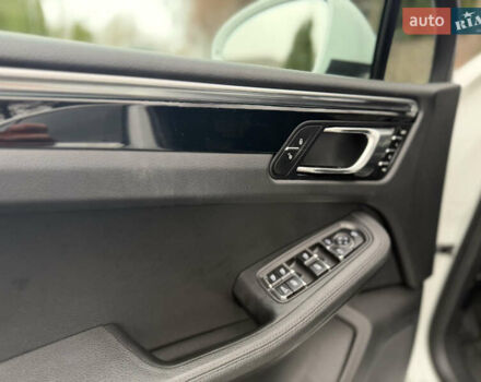 Білий Порше Масан, об'ємом двигуна 3 л та пробігом 141 тис. км за 21500 $, фото 28 на Automoto.ua