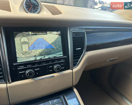 Белый Порше Масан, объемом двигателя 3 л и пробегом 140 тыс. км за 27777 $, фото 17 на Automoto.ua