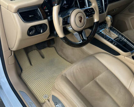 Белый Порше Масан, объемом двигателя 3 л и пробегом 140 тыс. км за 27777 $, фото 13 на Automoto.ua