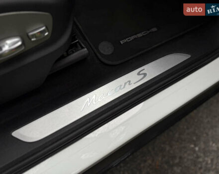 Білий Порше Масан, об'ємом двигуна 3 л та пробігом 141 тис. км за 21500 $, фото 22 на Automoto.ua