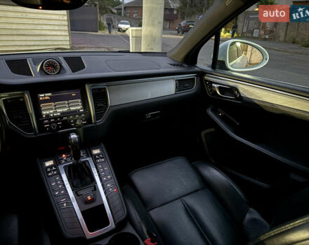 Белый Порше Масан, объемом двигателя 3 л и пробегом 110 тыс. км за 22500 $, фото 26 на Automoto.ua