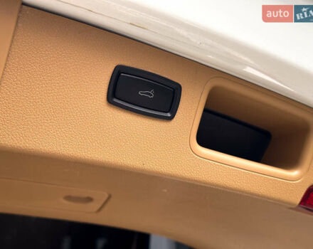 Белый Порше Масан, объемом двигателя 3 л и пробегом 260 тыс. км за 21999 $, фото 20 на Automoto.ua