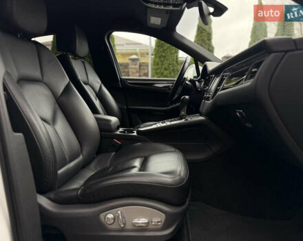 Білий Порше Масан, об'ємом двигуна 3 л та пробігом 141 тис. км за 21500 $, фото 23 на Automoto.ua