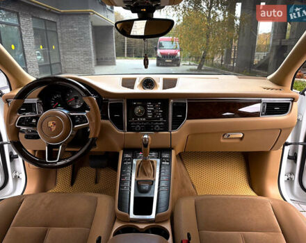 Белый Порше Масан, объемом двигателя 3 л и пробегом 260 тыс. км за 21999 $, фото 12 на Automoto.ua