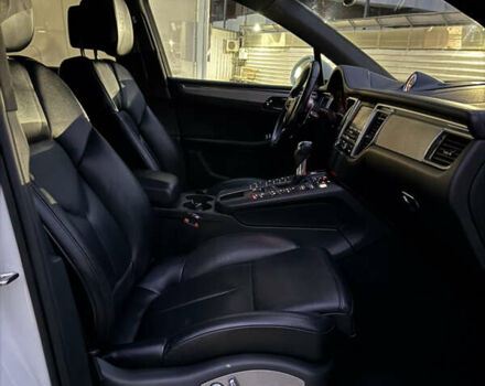 Белый Порше Масан, объемом двигателя 3 л и пробегом 110 тыс. км за 22500 $, фото 30 на Automoto.ua