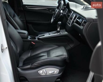 Белый Порше Масан, объемом двигателя 3 л и пробегом 128 тыс. км за 22999 $, фото 34 на Automoto.ua