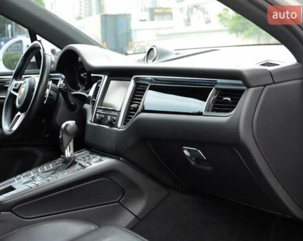 Порше Масан 2015 в Киеве на Automoto.ua Белый Порше Масан, объемом двигателя 3 л и пробегом 128 тыс. км за 22999 $, фото 36 на Automoto.ua