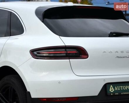 Белый Порше Масан, объемом двигателя 3 л и пробегом 128 тыс. км за 22999 $, фото 6 на Automoto.ua