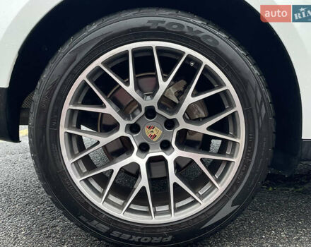 Белый Порше Масан, объемом двигателя 3 л и пробегом 156 тыс. км за 26000 $, фото 4 на Automoto.ua