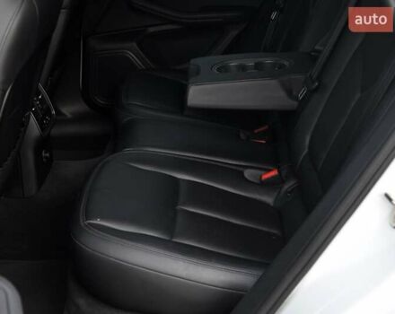 Белый Порше Масан, объемом двигателя 3 л и пробегом 128 тыс. км за 22999 $, фото 27 на Automoto.ua