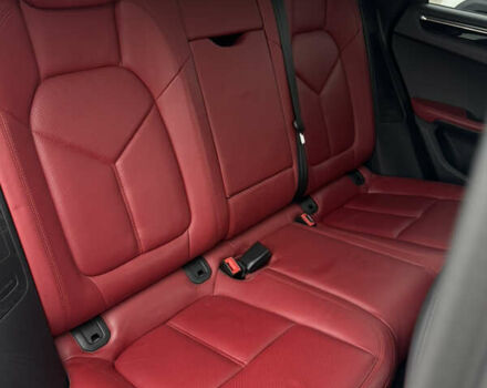 Белый Порше Масан, объемом двигателя 3 л и пробегом 135 тыс. км за 23000 $, фото 7 на Automoto.ua