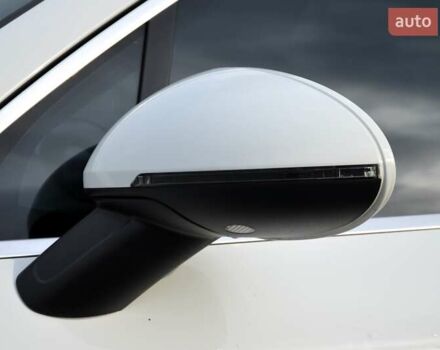 Белый Порше Масан, объемом двигателя 3 л и пробегом 128 тыс. км за 22999 $, фото 16 на Automoto.ua