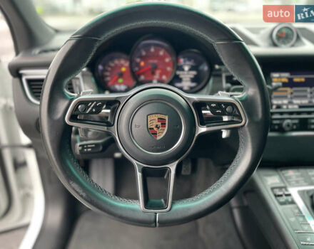Белый Порше Масан, объемом двигателя 3 л и пробегом 156 тыс. км за 26000 $, фото 13 на Automoto.ua