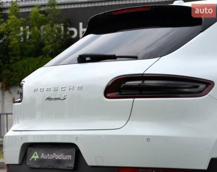 Порше Масан 2015 в Киеве на Automoto.ua Белый Порше Масан, объемом двигателя 3 л и пробегом 128 тыс. км за 22999 $, фото 15 на Automoto.ua