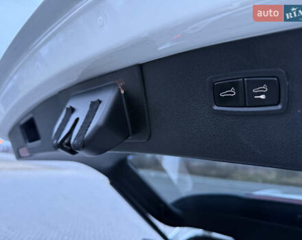 Білий Порше Масан, об'ємом двигуна 3 л та пробігом 45 тис. км за 27800 $, фото 30 на Automoto.ua